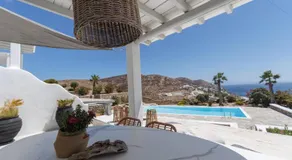 VILLA 11.7 - Image 2