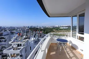 The Corner Park Hotel - Image 2