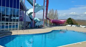 3 Bedroom Caravan - Sleeps 8 Parking Pets Beach - Image 3