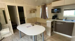 Mobil-Home à Camiers dans un camping 3 étoiles - Image 4