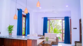 Coco Leaf Apartment with Private Pool Near the Beach - Image 3