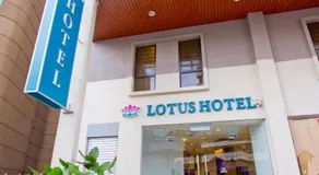 Lotus Hotel Masjid India - Image 5