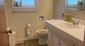 6 bedroom house - Image 2