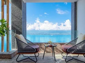 Manshan Yise Lake View Hotel - Image 2
