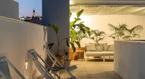 Apartamentos y estudios céntricos Conil Home Suite - Image 2