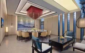 Lanwan Holiday Hotel - Image 4