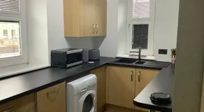 4 Stills Apartment - Image 3