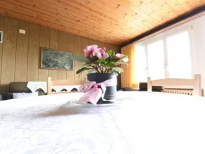 Carefully furnished holiday residence in a typical Berner Oberland house. - Image 3
