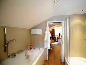 Hotel Belmont - Image 2