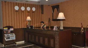 The Royal Retreat - Image 4