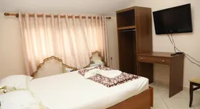 Hotel Kabashi - Image 2