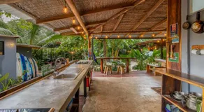 Akih Pods Hostel - Image 3
