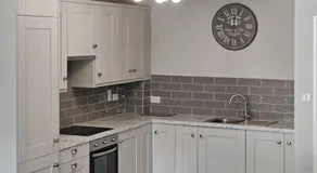Brogans Apartments - Image 4