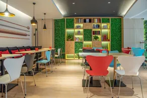 Ibin Hotel (Luoyang Baolong Square) - Image 3
