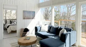 Blissful Oceanfront Cottage in Port Mouton - Image 2