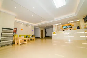 GreenTree Inn Suzhou Zhangjiagang City Jingang Town Express Hotel - Image 3