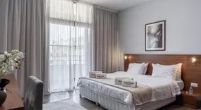 Santona Residence - Image 2