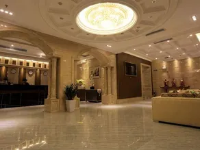 Haihe Business Hotel - Image 2