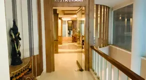 Hotel The Galaxy - Image 3