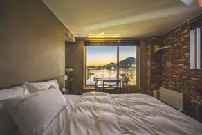 B&F Hotel - Image 3