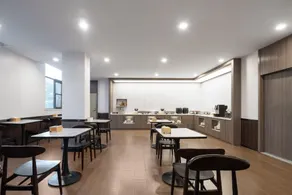 Hanting Hotel Shenzhen Pingshan Railway Station - Image 4