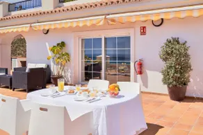 Poseidon Luxury Apartment - Image 5