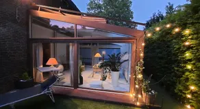 Apartment with terrace - Image 4