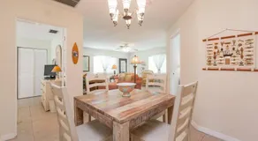 Siesta Villa Coralline - Charming Beach Villa on Siesta Key - Image 4