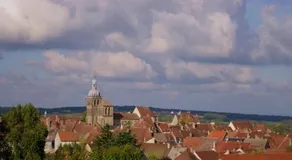 Vaste chambre au centre du bourg - Image 5