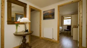 Clan Cottages Luxury Thatched Retreat near Oban - Image 3