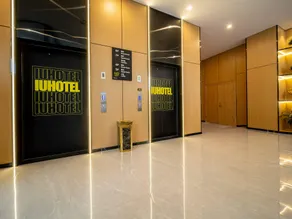 IU Hotel Baoji Fengxiang Yongcheng Avenue East Lake - Image 4