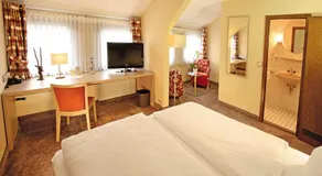 Landhotel Goldener Acker - Image 2