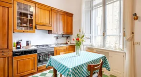 S.Pietro Elvira's retro apartment - Image 3