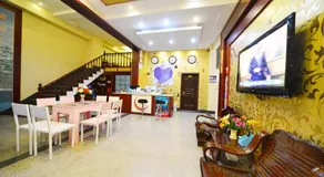 Emeishan Moon Bay Hotel - Image 2