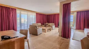 The Navigator - Colombus Apartments & Villas - Image 4