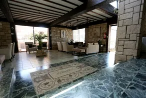 Dionysos Central - Image 4