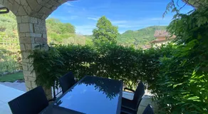 Welc-ōM Luxury Hillside Retreat - Image 5