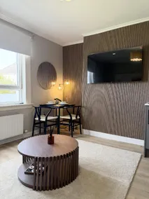 Dykehead Apartment - Image 2