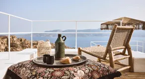 Niove Suites Milos - Image 3