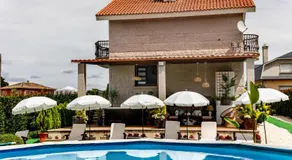 Casa Victoria garden con Jacuzzi y piscina - Image 4
