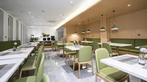 Rongzhou Hotel - Image 2