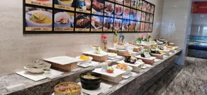 Expo Hotel - Image 5