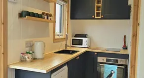 Croft Seven Cabins - Image 4