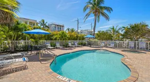 The Beach Club At Anna Maria #8 and #9 - Image 3
