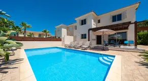 Atlantica 4 bedroom villa near the beach - Image 3