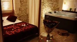 Suite de caractère avec Jacuzzi - Image 2