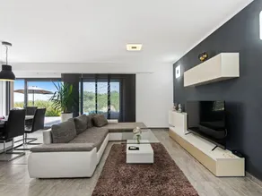 Voll ausgestattetes tolles Ferienhaus mit Garten, Grill und Terrasse | Haustiere sind willkommen - Image 2