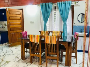 Red Wine Homestay - Image 5