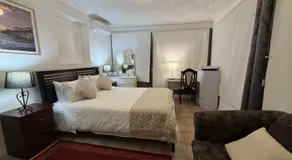 Garden Guesthouse - Melbourne Airport Accommodation - Image 2