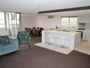 Zero Davey Boutique Apartment Hotel - Image 3